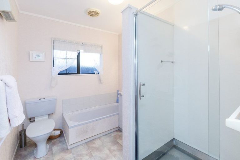 Photo of property in 7 Dresdan Court, Hokowhitu, Palmerston North, 4410