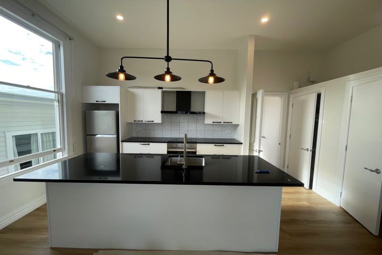 Photo of property in 9/239 Adelaide Road, Newtown, Wellington, 6021