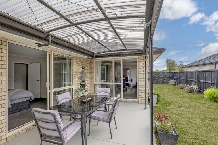 Photo of property in 30 Shillingford Boulevard, Rolleston, 7615