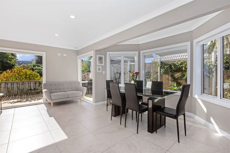 Photo of property in 49 Golf Road, Paraparaumu Beach, Paraparaumu, 5032