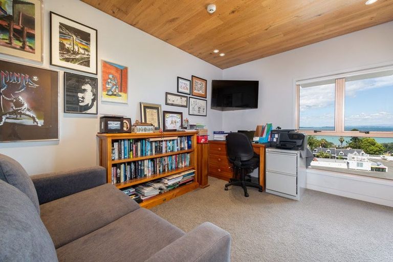 Photo of property in 4/6a The Promenade, Takapuna, Auckland, 0622