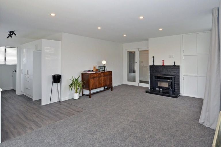 Photo of property in 1 Elliot Street, Andersons Bay, Dunedin, 9013