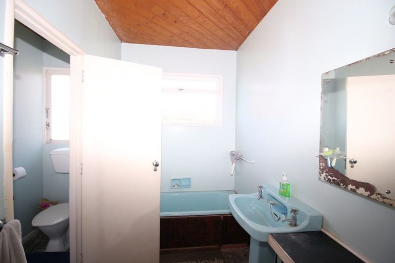 Photo of property in 18 Seavill Park Road, Kuaotunu West, Whitianga, 3592