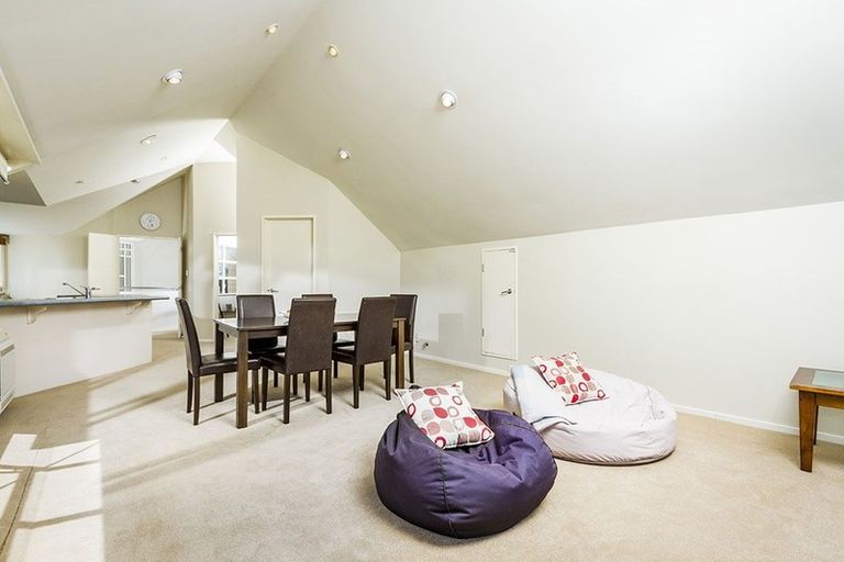 Photo of property in 22 Kitchener Road, Takapuna, Auckland, 0620