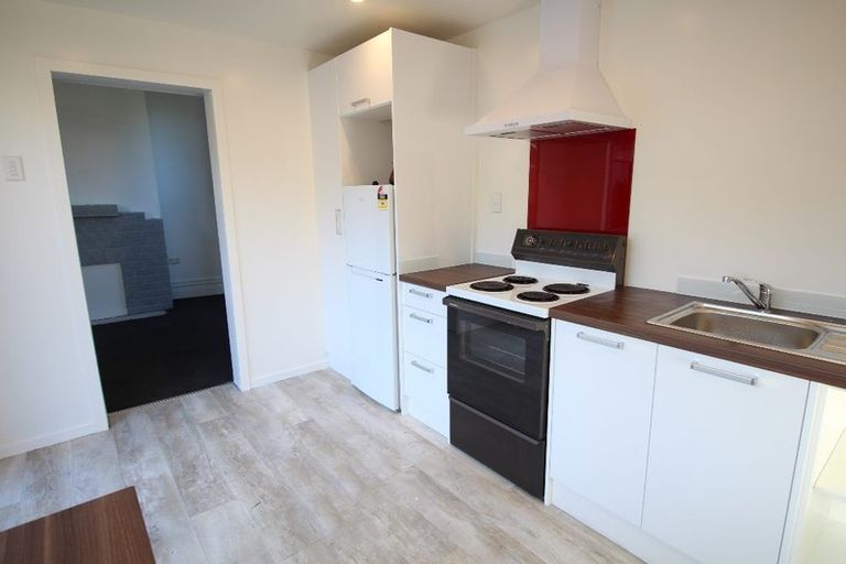 Photo of property in 17 King Edward Street, Kensington, Dunedin, 9012