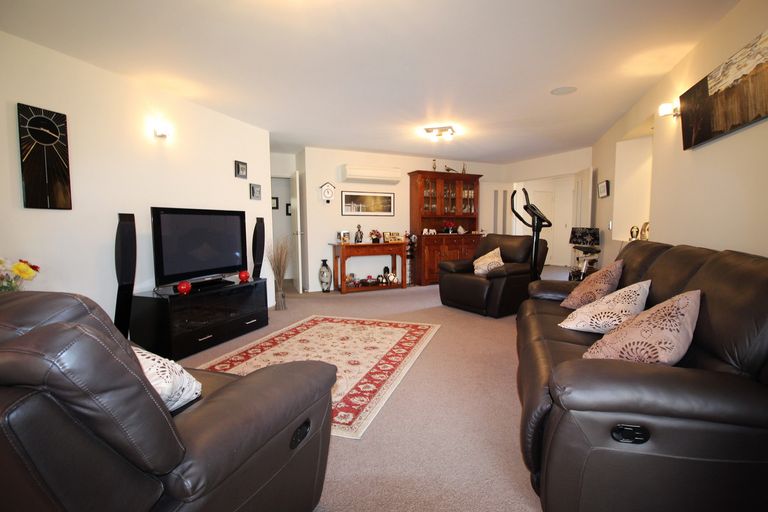 Photo of property in 28 Briar Crescent, Alexandra, 9320