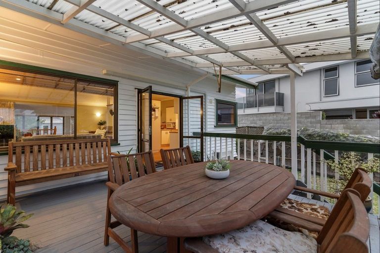 Photo of property in 156 Oceanbeach Road, Mount Maunganui, 3116