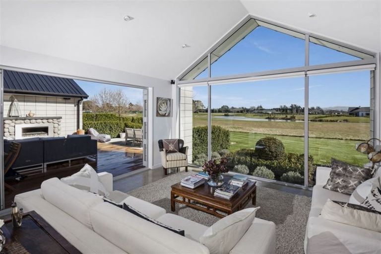 Photo of property in 14 Atkinsons Lane, Pegasus, 7612