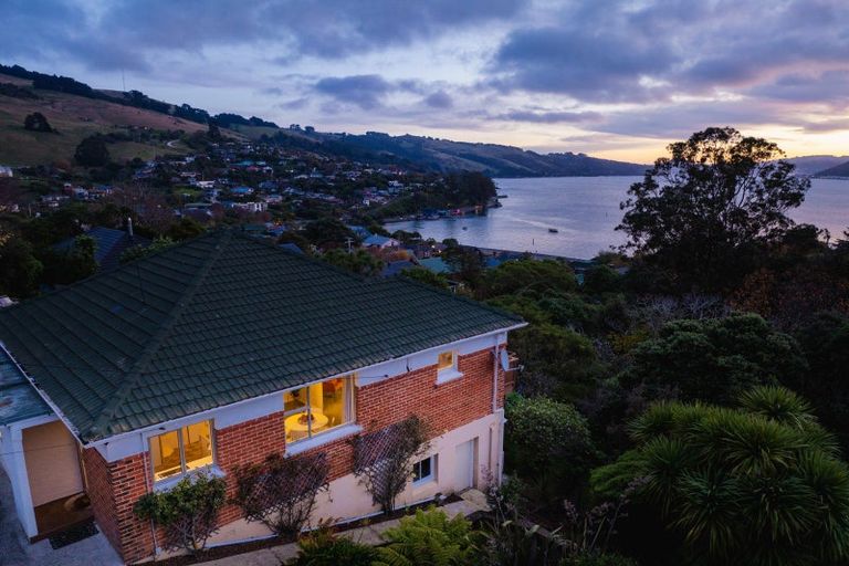 Photo of property in 22 Wharfdale Street, Macandrew Bay, Dunedin, 9014