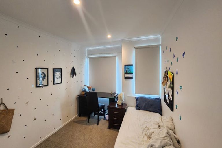 Photo of property in 5 Kanuka Road, Hobsonville, Auckland, 0616