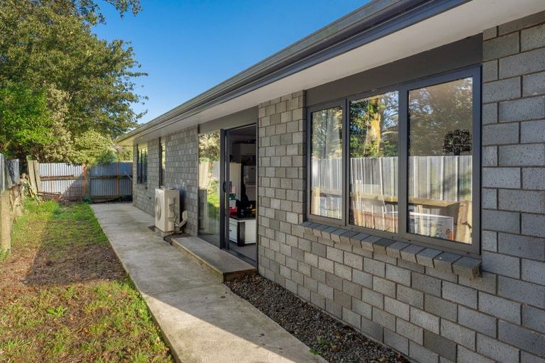 Photo of property in 25d Stout Street, Shannon, 4821