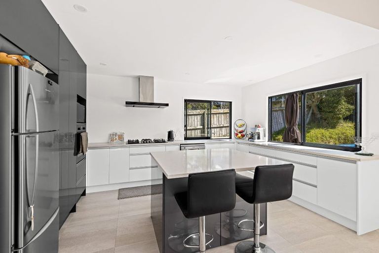 Photo of property in 23 Hinemoa Place, Snells Beach, 0920