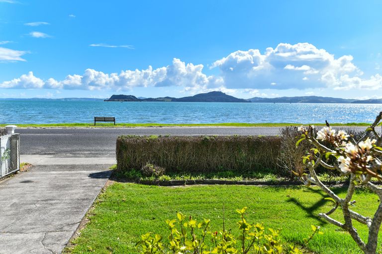 Photo of property in 1545 Clevedon Kawakawa Road, Kawakawa Bay, 2585