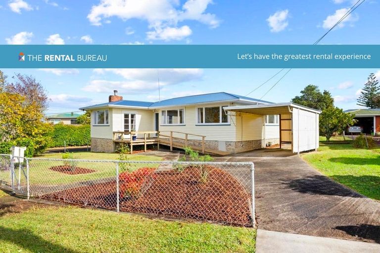 Photo of property in 15 Chorley Avenue, Massey, Auckland, 0614