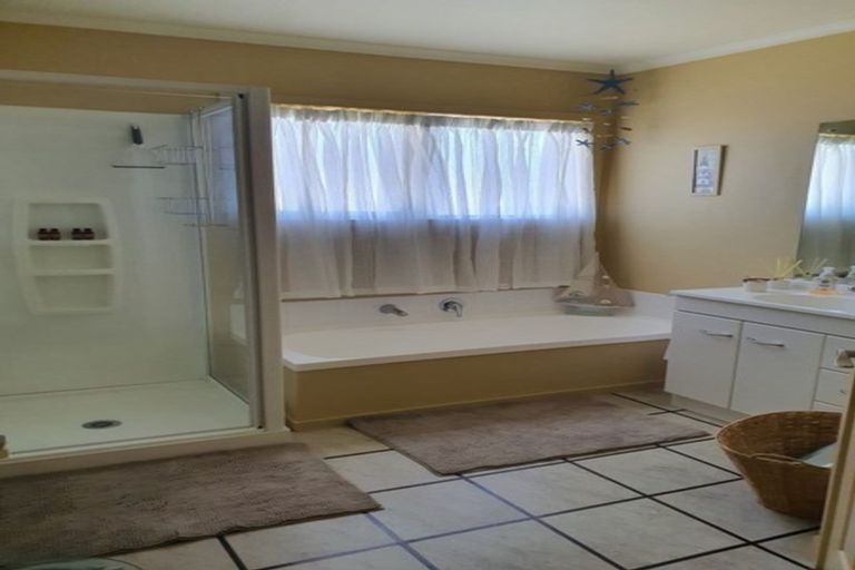 Photo of property in 3 Achil Street, Cromwell, 9310