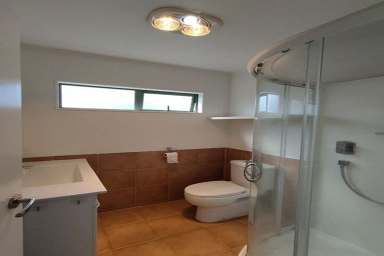 Photo of property in 19 Merriefield Avenue, Forrest Hill, Auckland, 0620