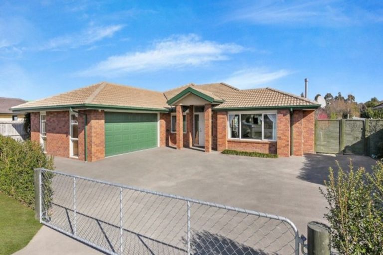 Photo of property in 79 North Terrace, Darfield, 7510