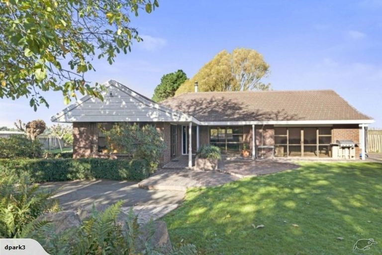 Photo of property in 420 Pound Road, Yaldhurst, Christchurch, 7676