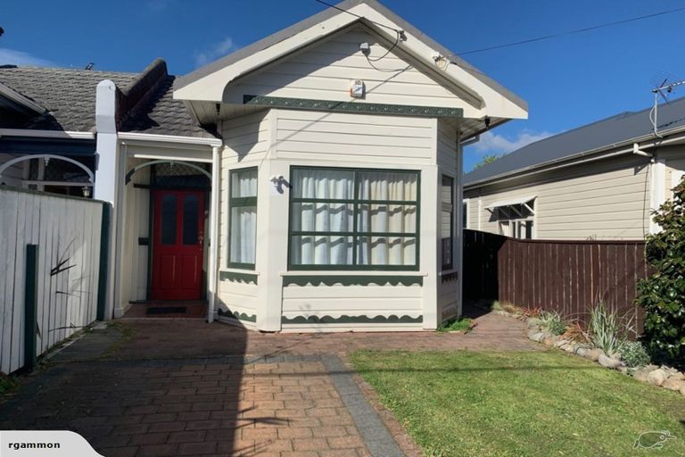 Photo of property in 84 Cuba Street, Petone, Lower Hutt, 5012