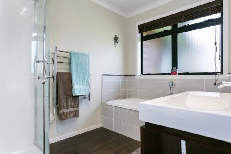 Photo of property in 9 Tulip Drive, Cambridge, 3434