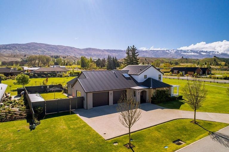 Photo of property in 1 Ash Lane, Cromwell, 9310