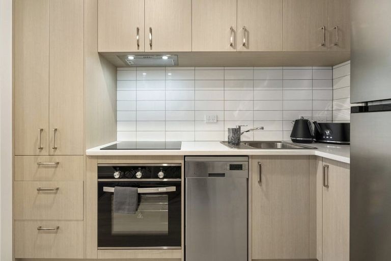 Photo of property in 8/9g East Street, Papakura, 2110