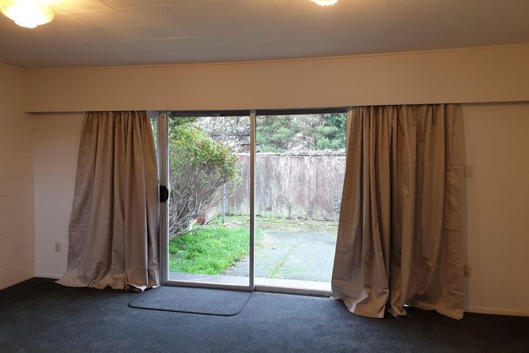 Photo of property in 2/8 Tawai Street, Trentham, Upper Hutt, 5018