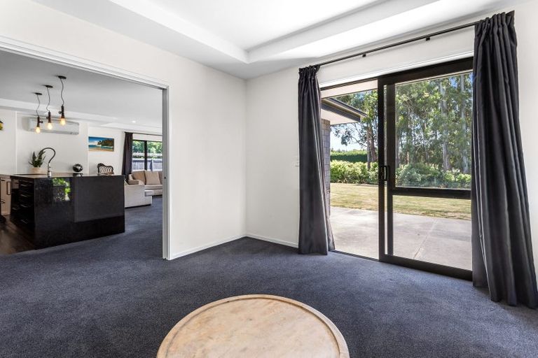 Photo of property in 11 Woodlaw Crescent, Prebbleton, 7604