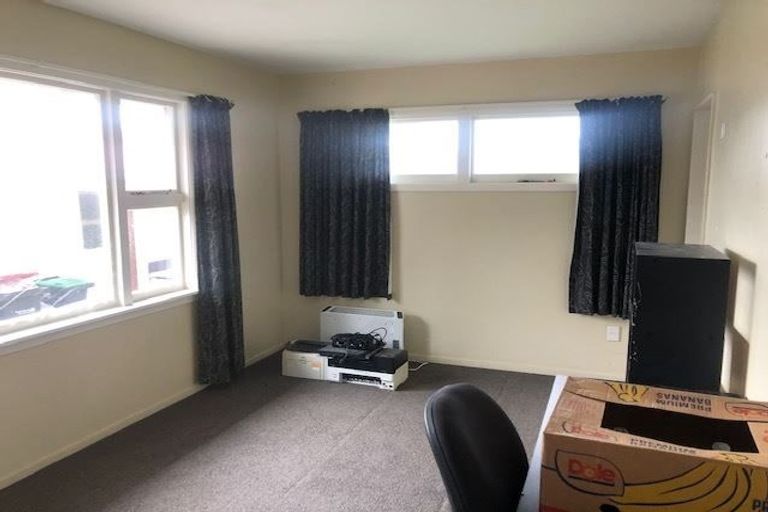 Photo of property in 64 Farrington Avenue, Bishopdale, Christchurch, 8053