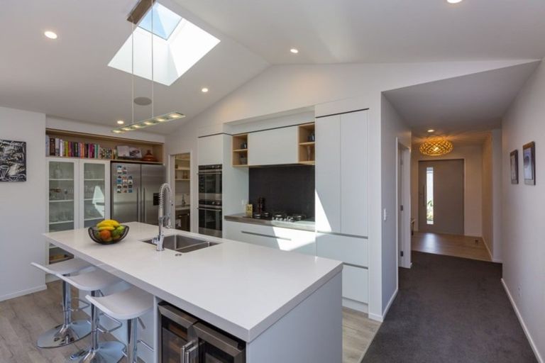 Photo of property in 3 Garrett Drive, Whalers Gate, New Plymouth, 4310