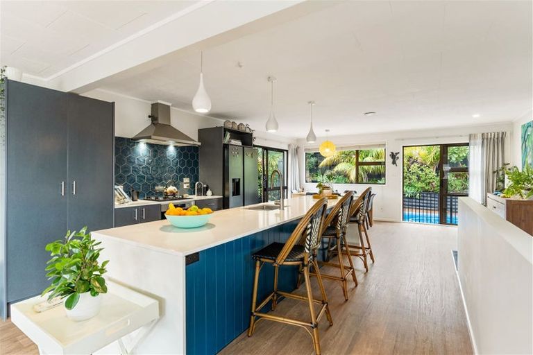 Photo of property in 4 Onepu Lane, Manly, Whangaparaoa, 0930