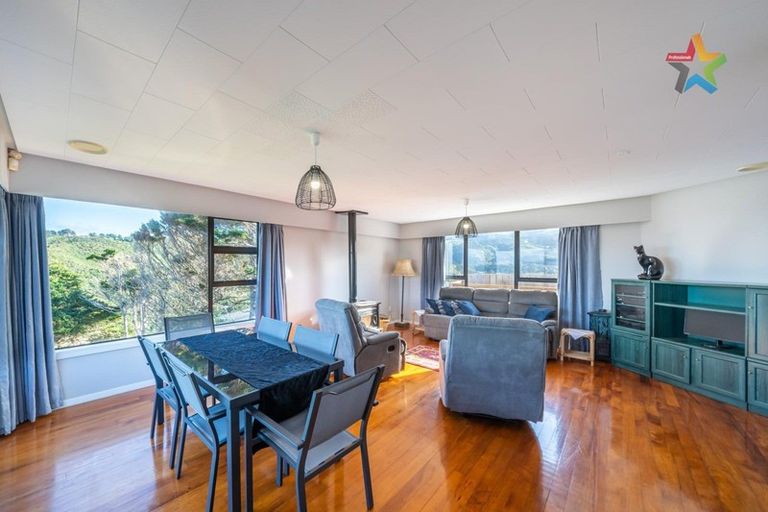 Photo of property in 54 Titiro Moana Road, Korokoro, Lower Hutt, 5012