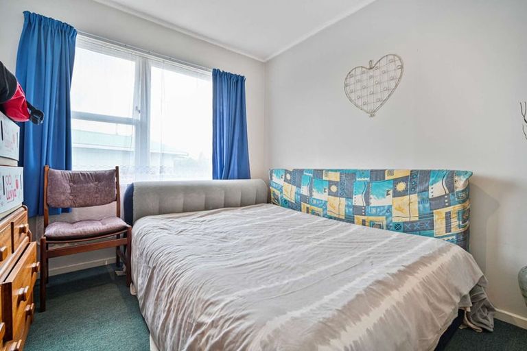 Photo of property in 83 Wycliffe Street, Onekawa, Napier, 4110