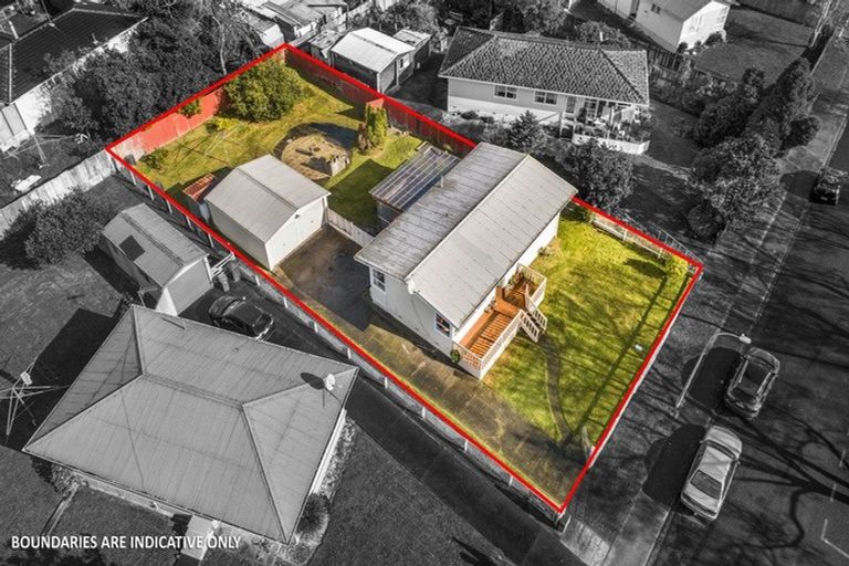 Photo of property in 12 Jupiter Street, Rosehill, Papakura, 2113