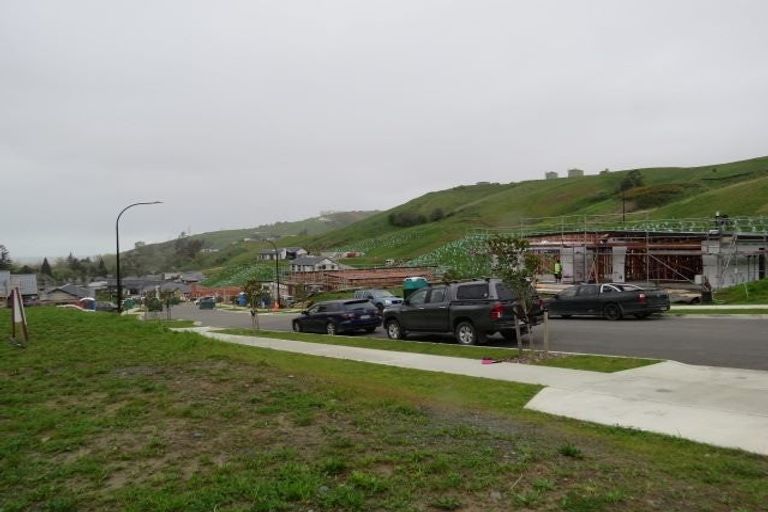 Photo of property in 86 Sunningdale Drive, Stoke, Nelson, 7011