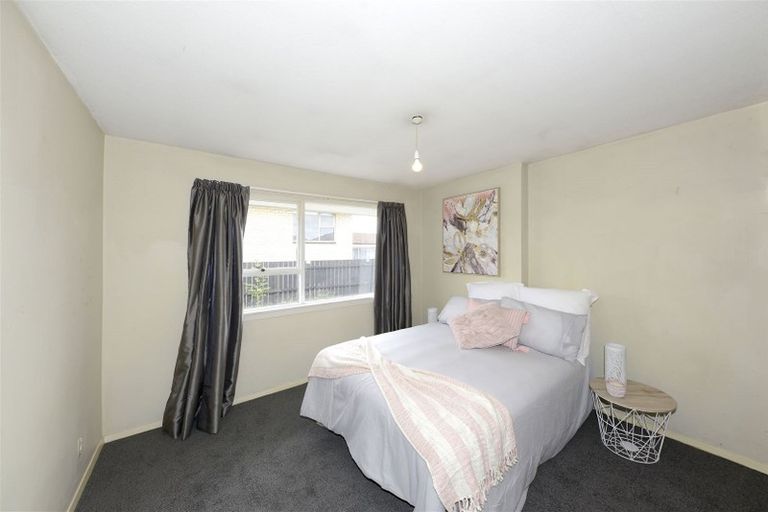 Photo of property in 1/224 Waimairi Road, Ilam, Christchurch, 8041