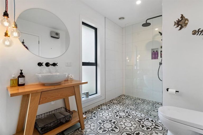 Photo of property in 13 Loach Road, Hawea Flat, Wanaka, 9382