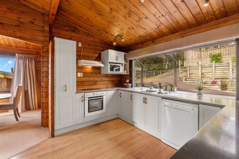 Photo of property in 34 Archers Road, Glenfield, Auckland, 0629