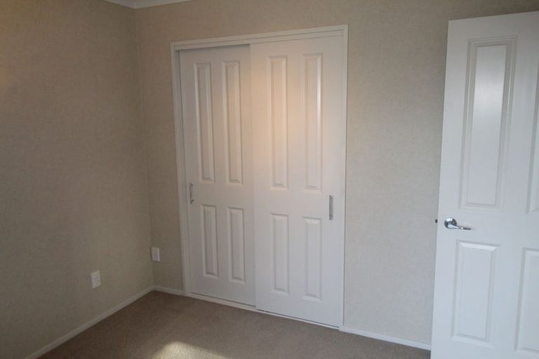 Photo of property in 65 Rhinevale Close, Henderson, Auckland, 0612