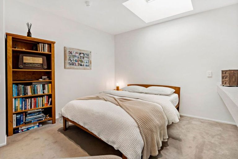 Photo of property in Ford Lofts, 8/15a Augustus Terrace, Parnell, Auckland, 1052