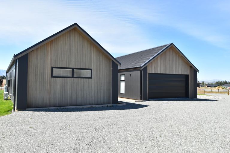 Photo of property in 9 Avlis Place, Twizel, 7901