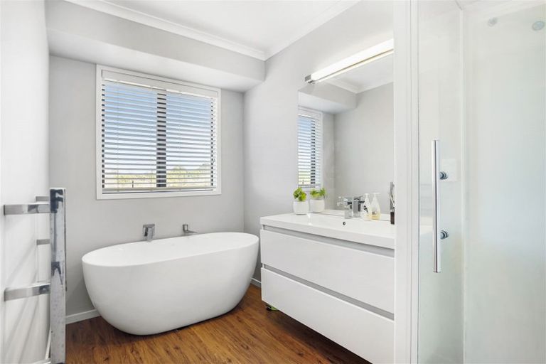 Photo of property in 12 Rengarenga Close, Baverstock, Hamilton, 3200