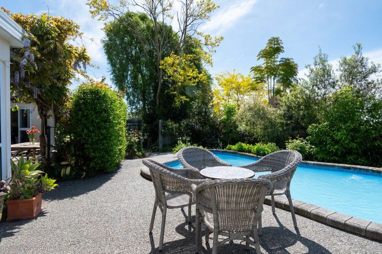 Photo of property in 32 Reeve Drive, Havelock North, 4130
