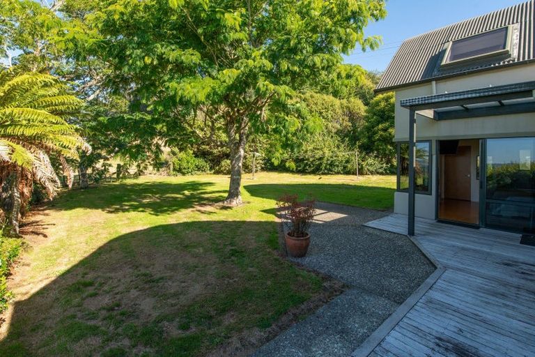 Photo of property in 8 Mokoia Drive, Tihiotonga, Rotorua, 3015