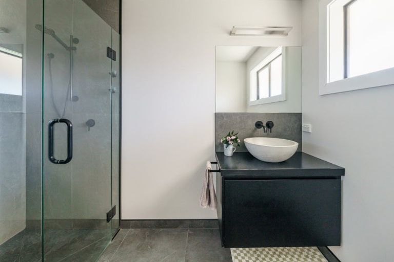 Photo of property in 23 Teal Place, Lake Hawea, Wanaka, 9382