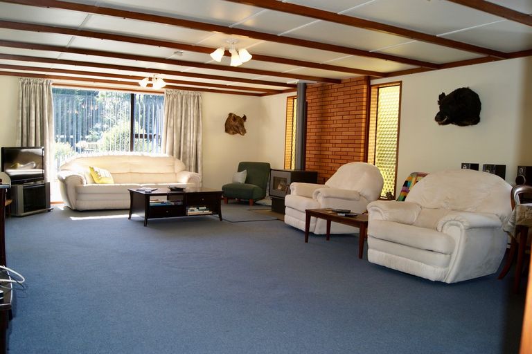 Photo of property in 21 Dunback Street, Waynes, Palmerston, 9483