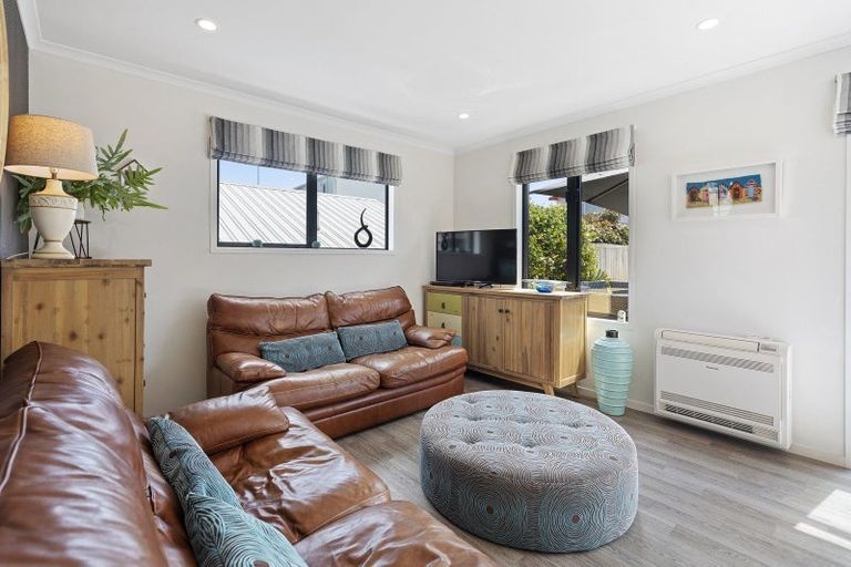 Photo of property in 36a Oceanview Road, Mount Maunganui, 3116