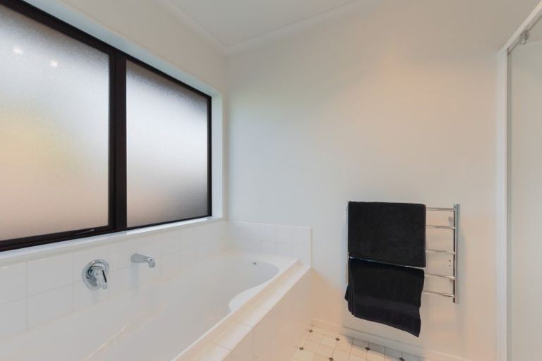 Photo of property in 20 Woodstock Place, Stoke, Nelson, 7011