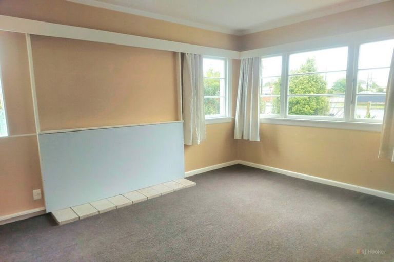 Photo of property in 53 Rhodes Street, Waimate, 7924