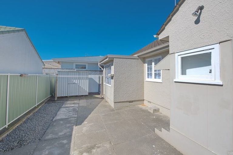 Photo of property in 8 Hinton Road, Taradale, Napier, 4112